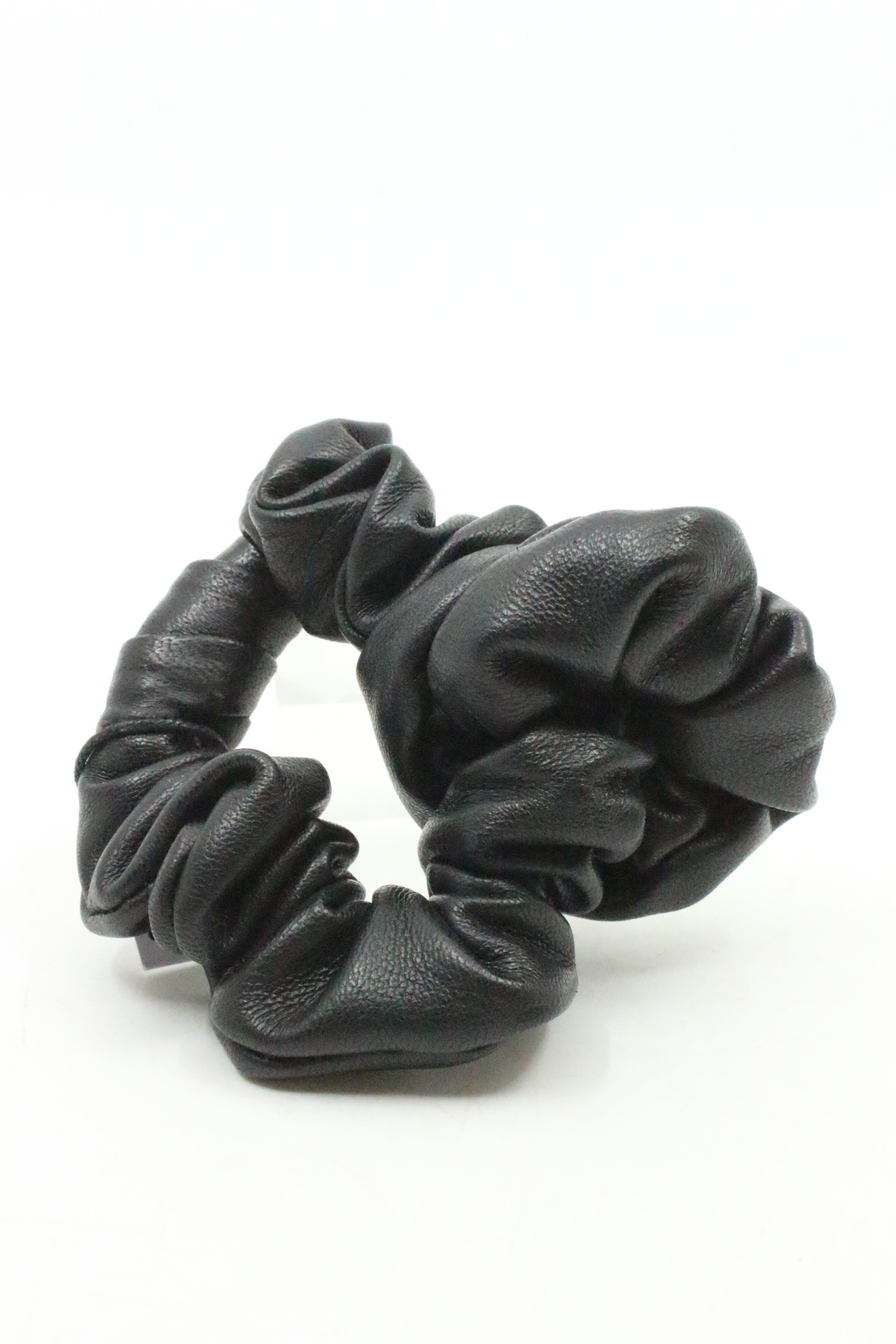 Scrunchie Knot Bangle - Black Leather ASO Design