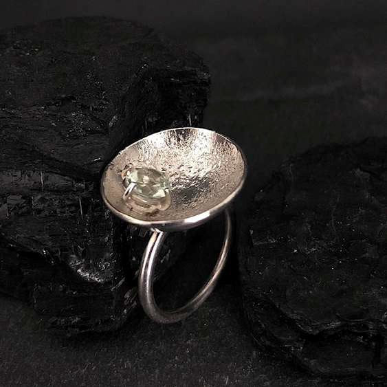 Drop in the Ocean Ring Jewellery Mari Hirata