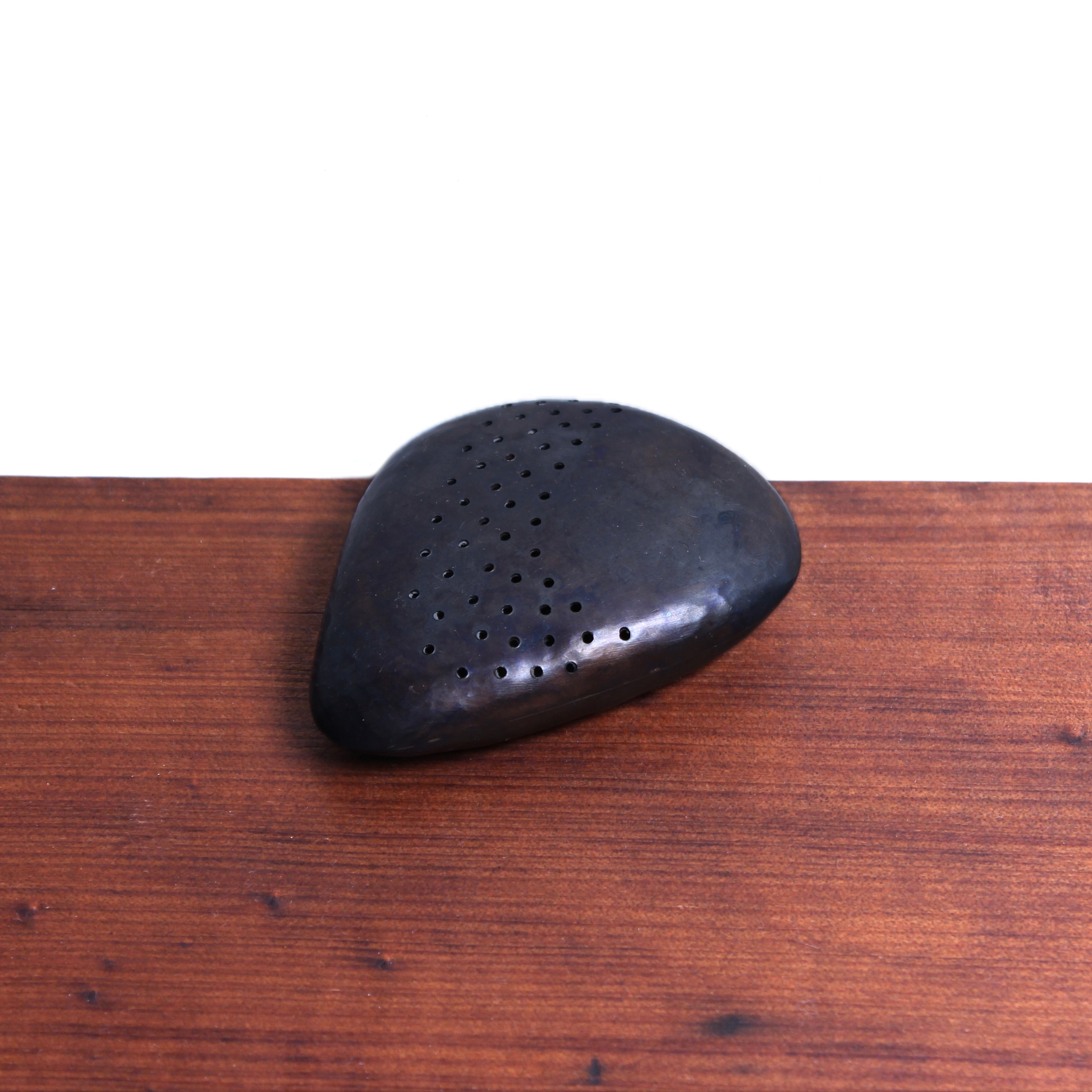 Stone Shaker Jewellery and Metalsmith Small Object (Exhibition) Mari Hirata