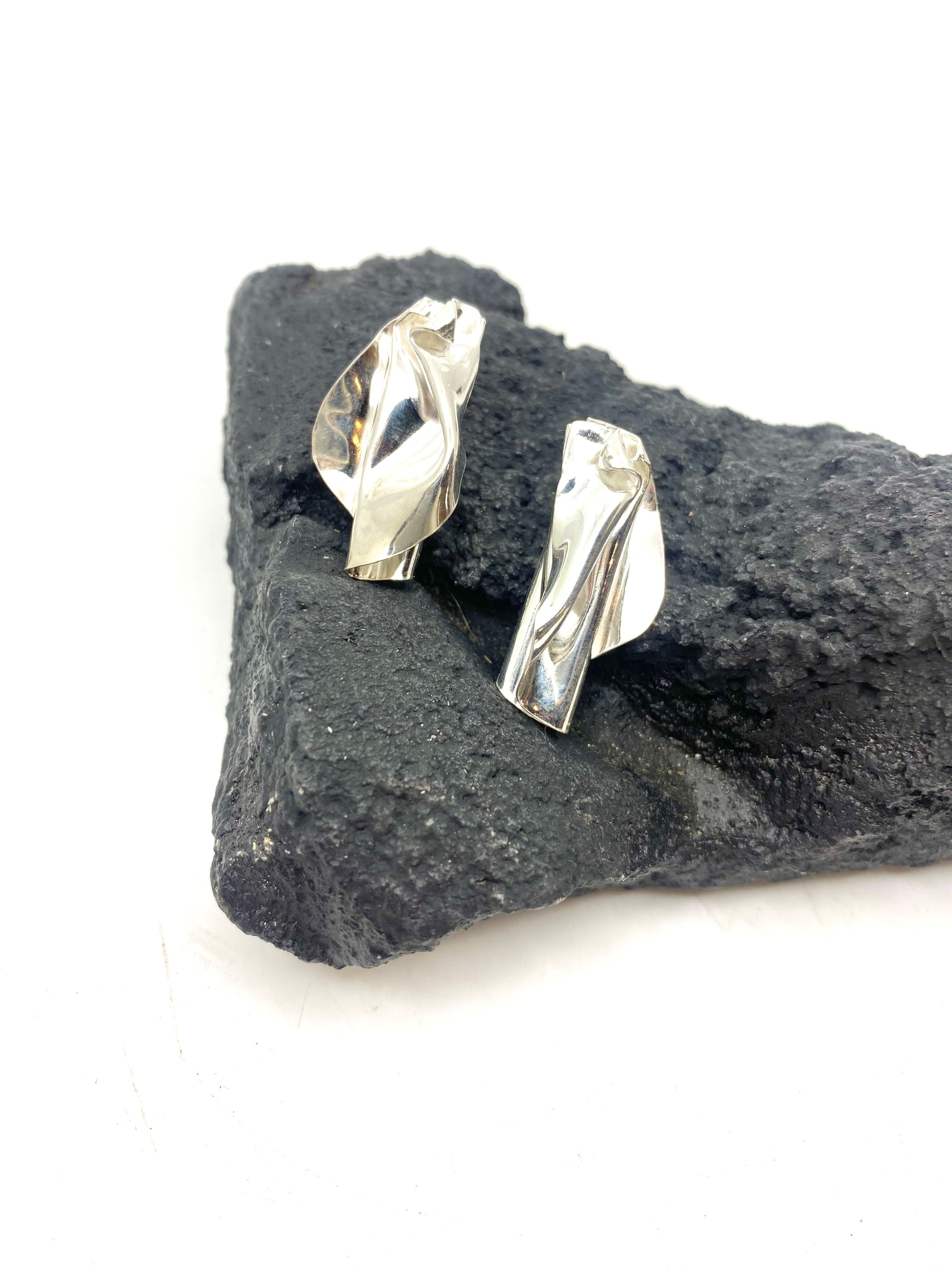 Fine Silver Studs Jewellery Nicola Knackstredt FSSIV-P: IV - Curls