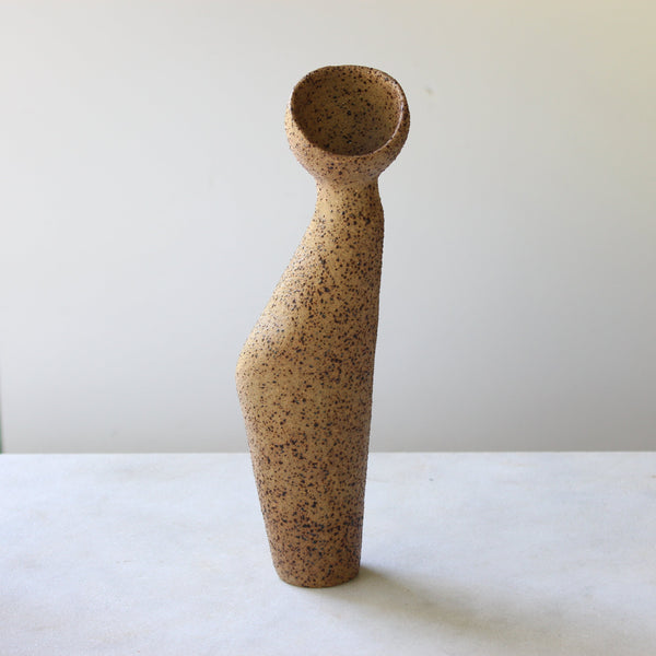 'Waiting' set - Form 06 Ceramics (Exhibition) Raquel Diniz 