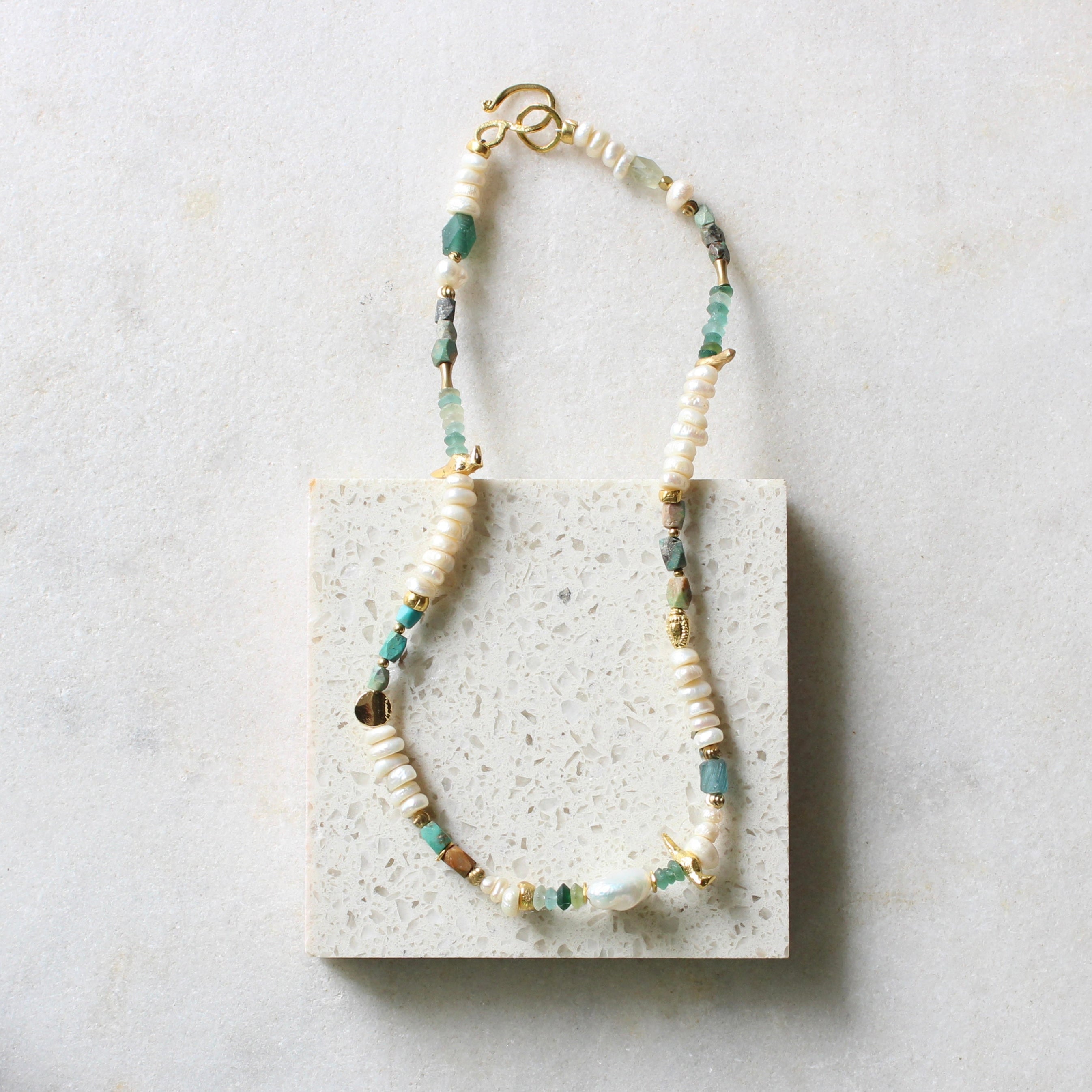 Antique Glass-Beaded Necklace Jewellery ARTIZ Jewellery 