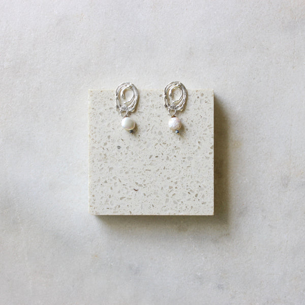 Silver and pearl earrings Jewellery ArtizJewelry 