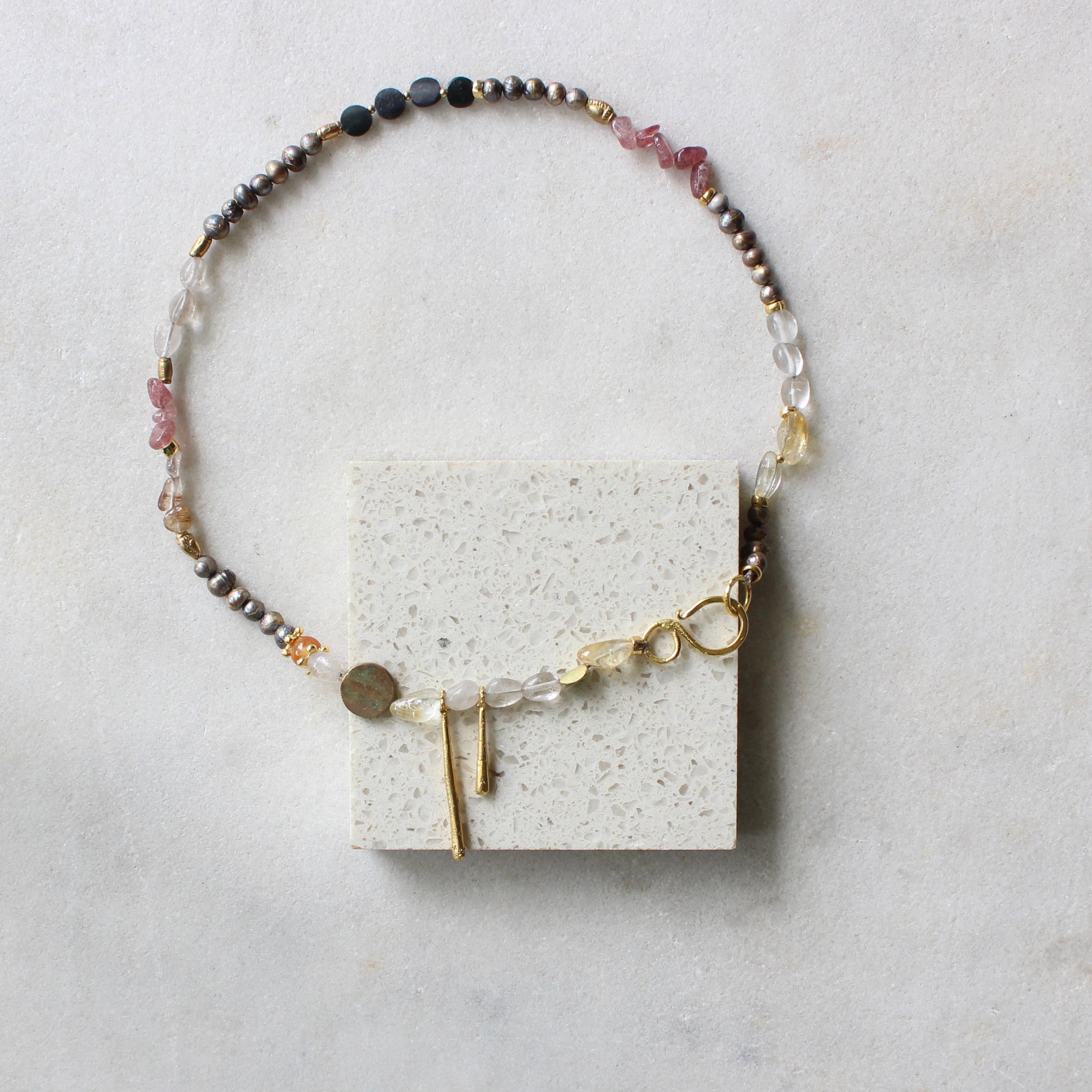 Quartz and agate necklace Jewellery Artiz Jewellery 