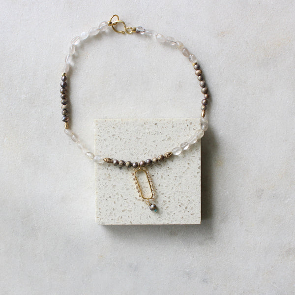 White quartz necklace Jewellery Artiz Jewellery 
