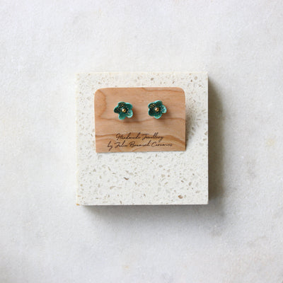 Flower Stud Earrings Jewellery Julia Bramich Green-dark 