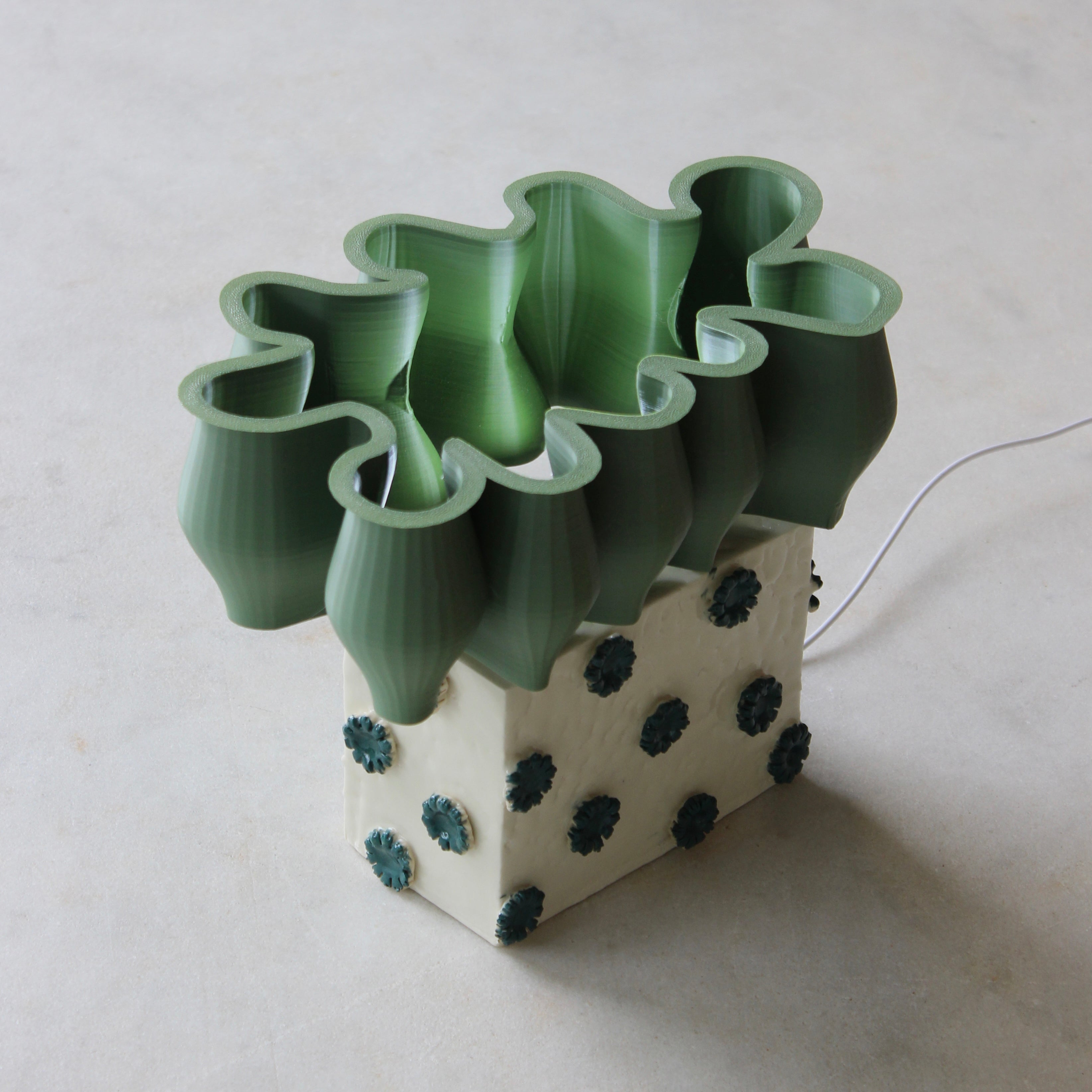 Small bloom Ceramics Minqi Gu 1 