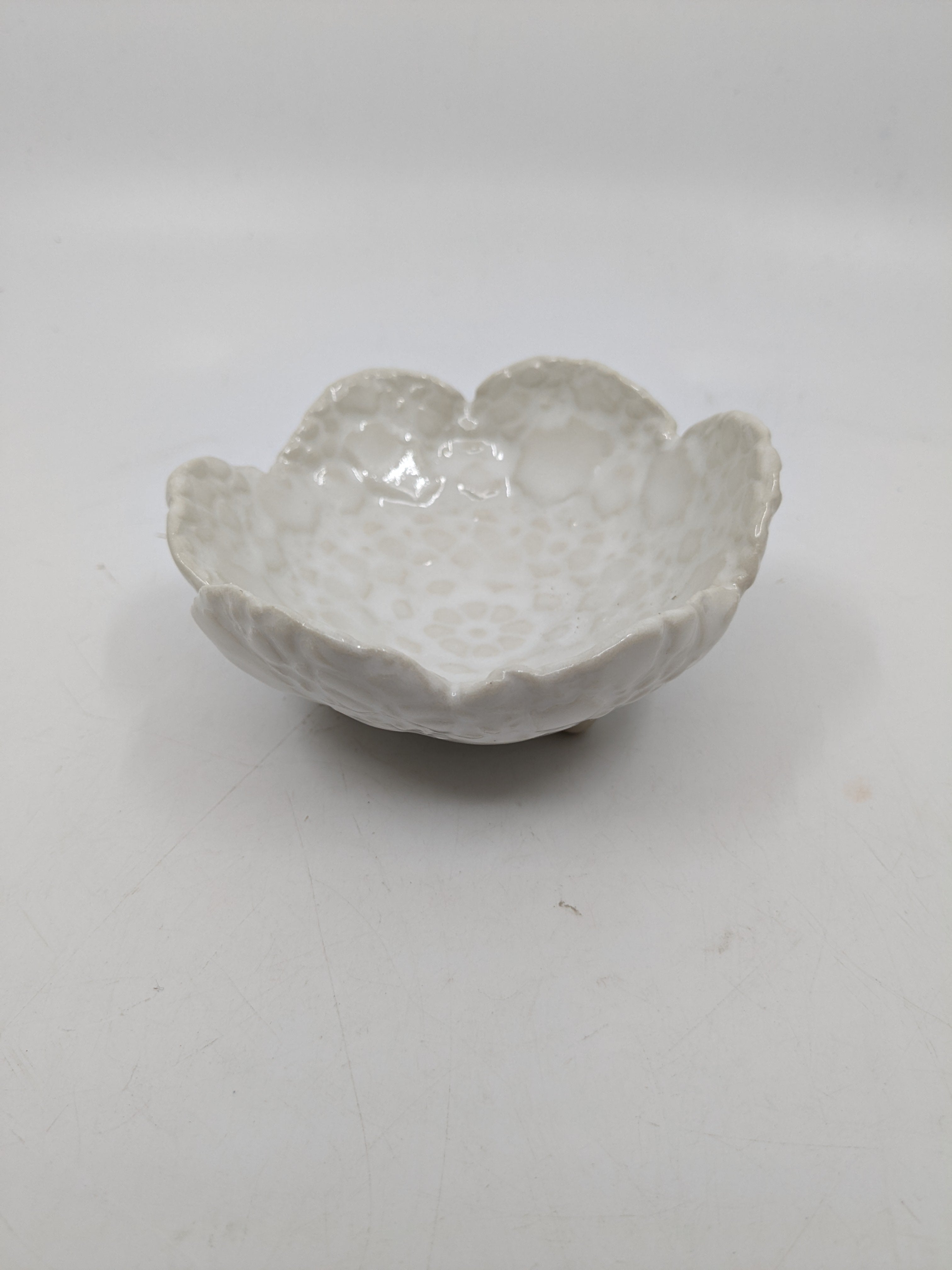 Trinket Dish – Lace Flower Ceramics Julia Bramich 