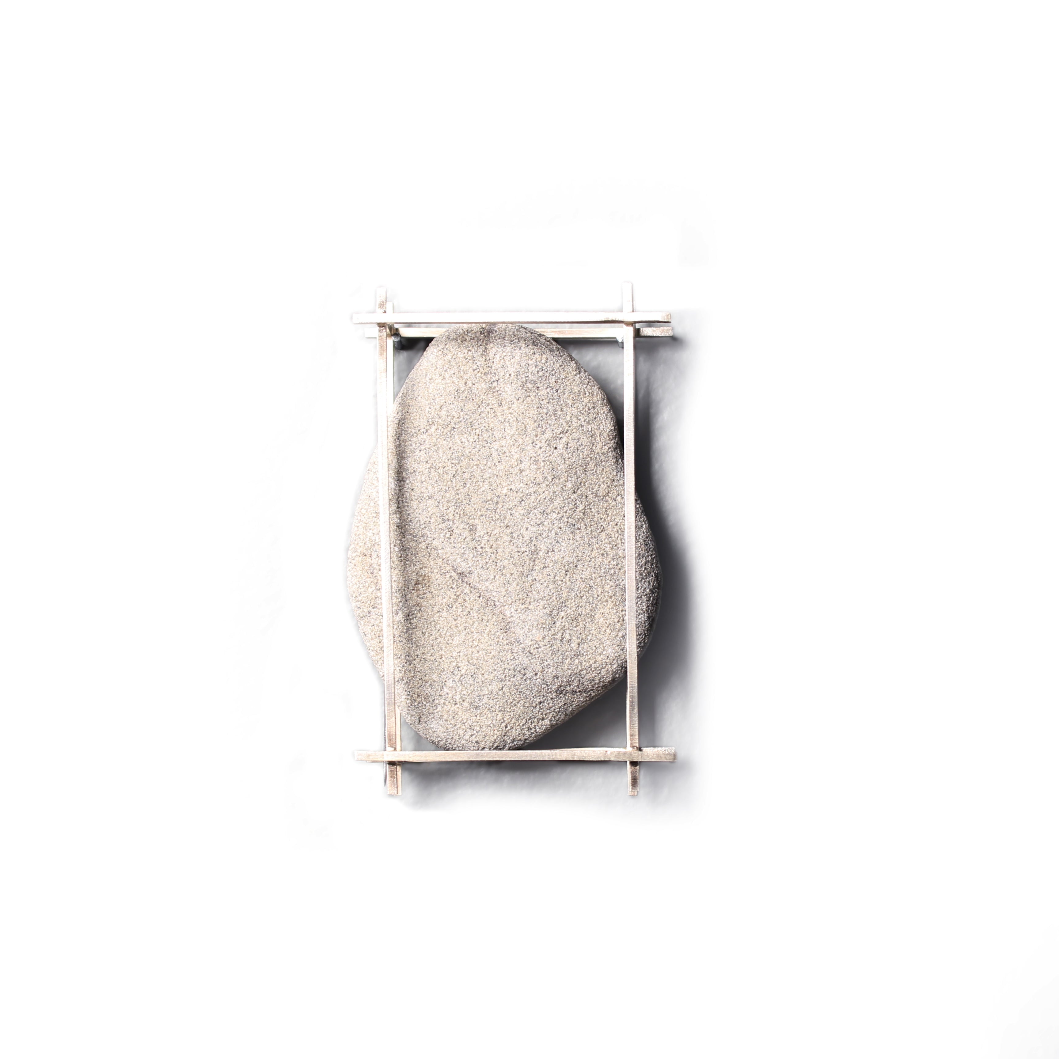 [Sold] Gateway (Floating Stone) Jewellery and Metalsmith Small Object (Exhibition) Mari Hirata 