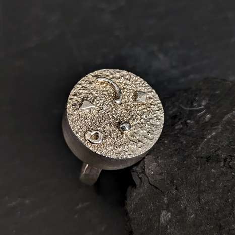 Unearthed Ring Jewellery Mari Hirata 