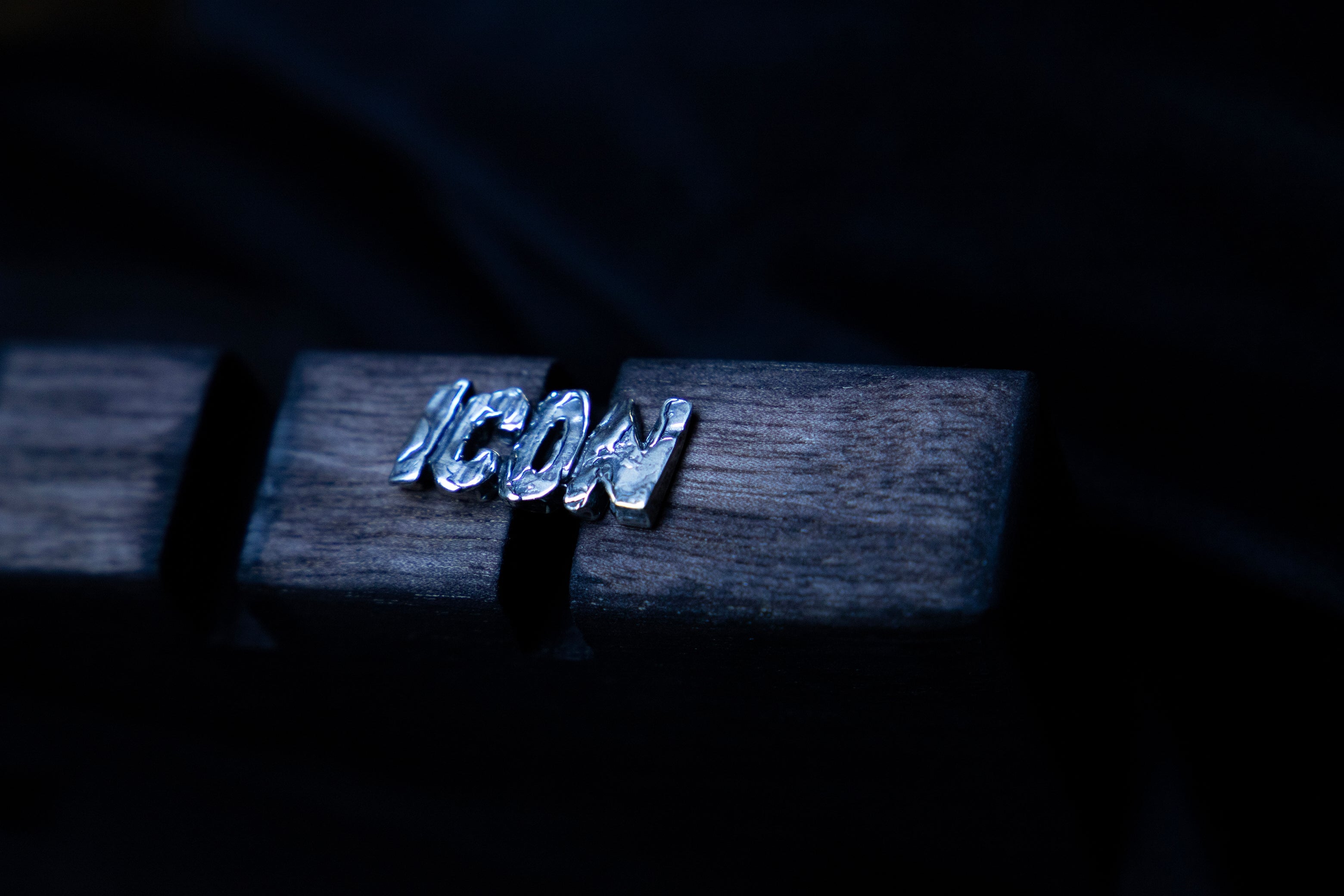 Mood Pin - ICON