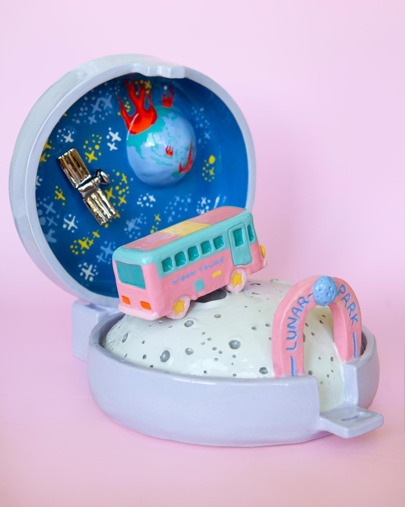 [NFS] Space Tourism Edition Ceramics Michelle Le Plastrier 