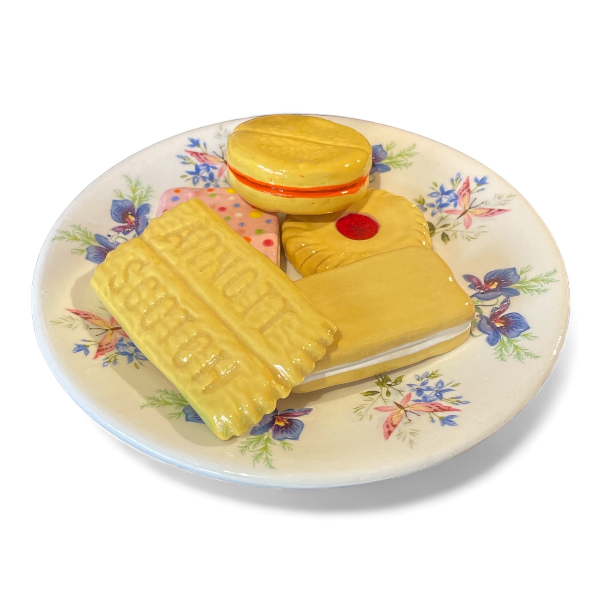 Deliciously Inedible – Family Favourites (Large Plate) 5 biscuits