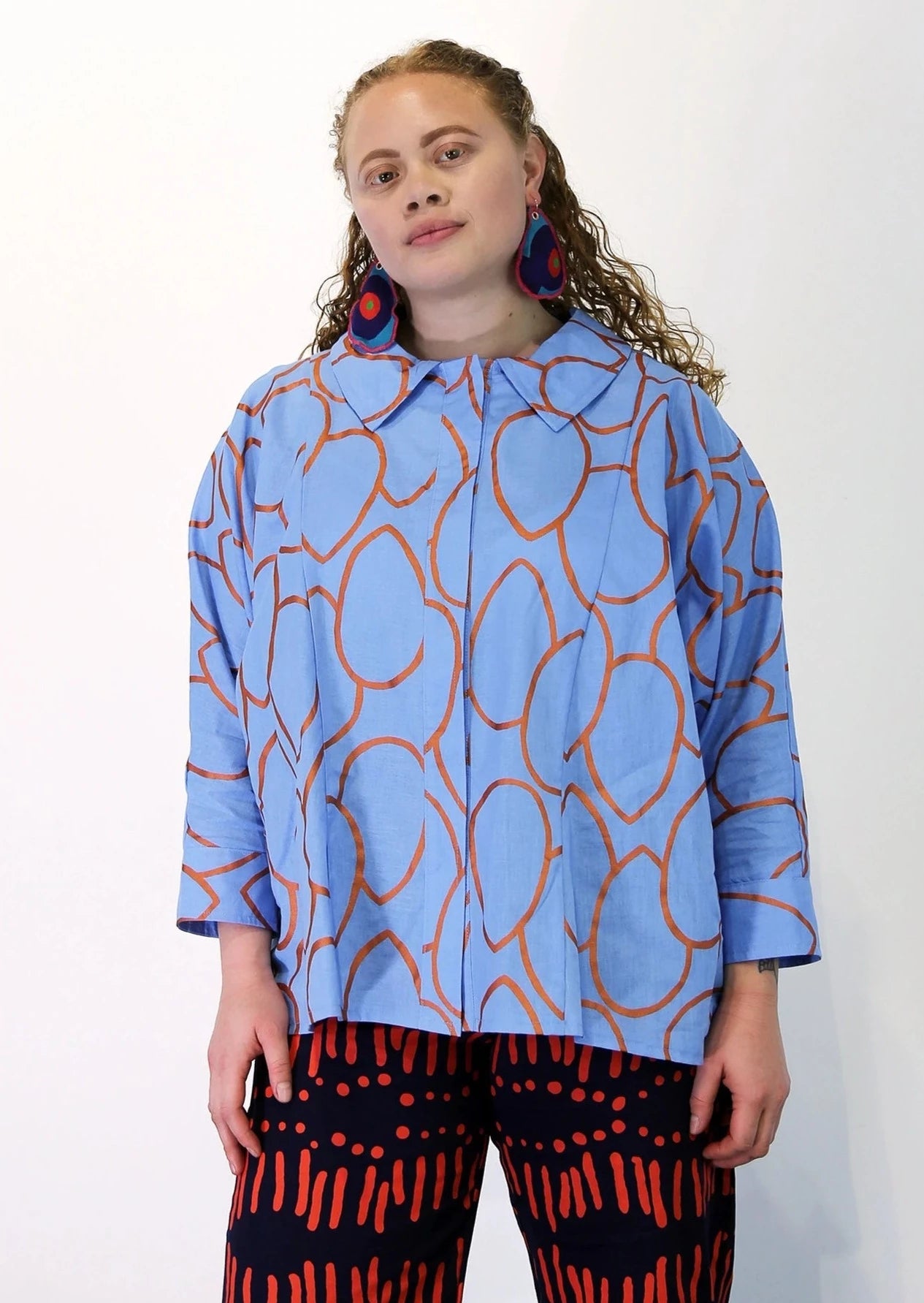 The Round-town Shirt in Bunya Bunya - Light Blue Textiles LORE 